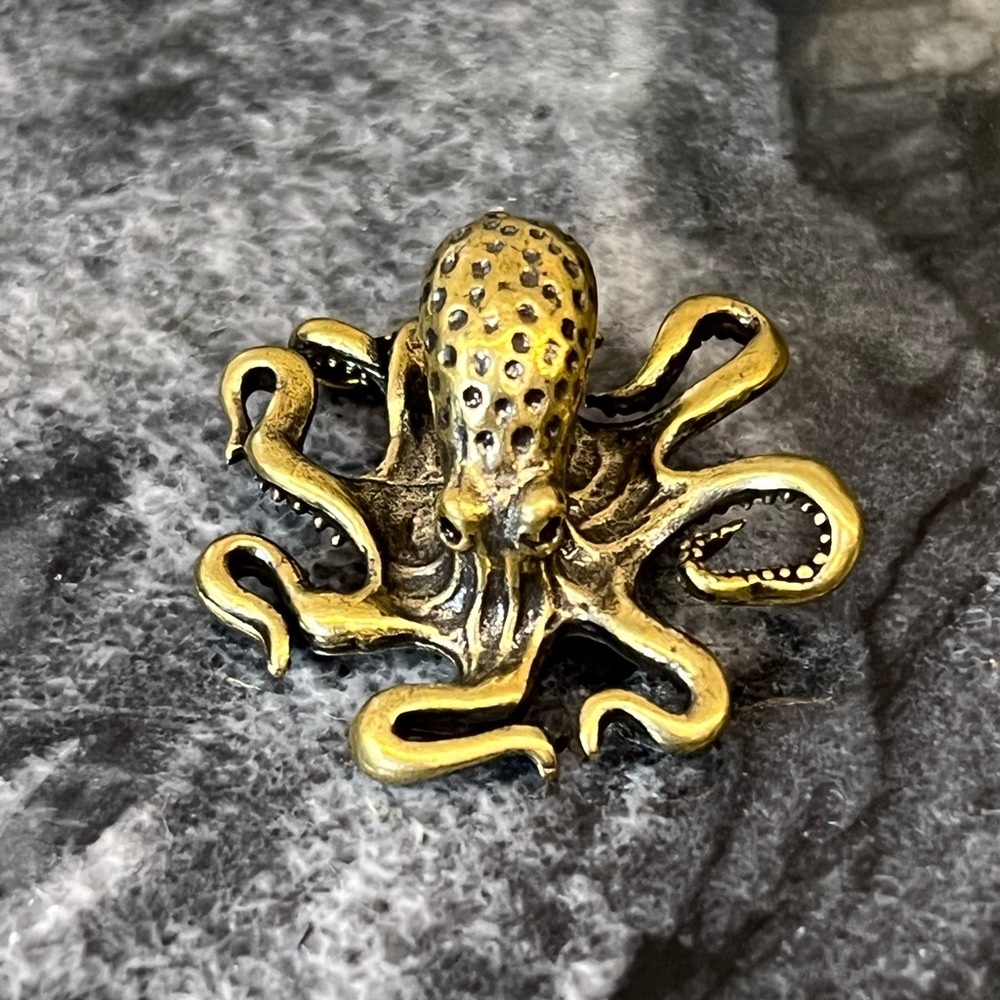 Solid Brass Octopus Vintage-style Sculpture Desk Decor - Picture 5 of 16